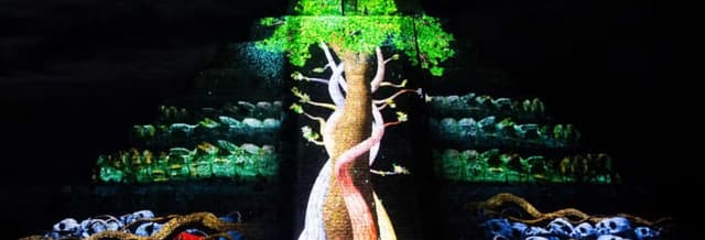 Comida buffet y espectáculo nocturno en Chichén Itzá