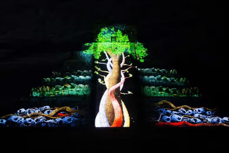 Comida buffet y espectáculo nocturno en Chichén Itzá - photo 6