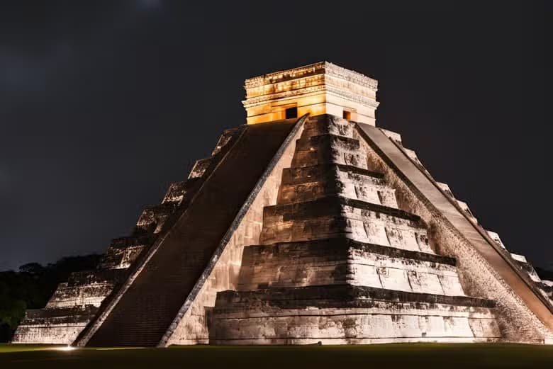 Comida buffet y espectáculo nocturno en Chichén Itzá - photo 9
