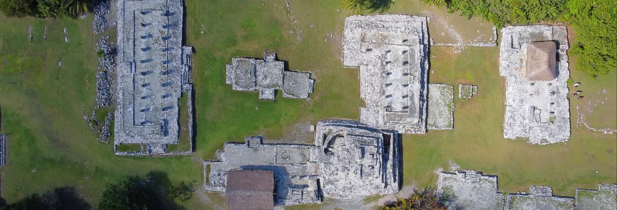 Excursión a la zona arqueológica El Meco + Playa Delfines