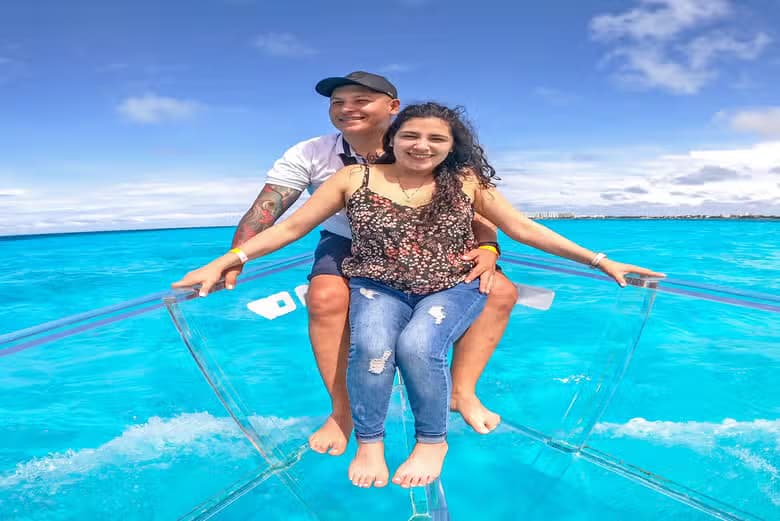 Paseo en barco transparente por CancĂșn - photo 12